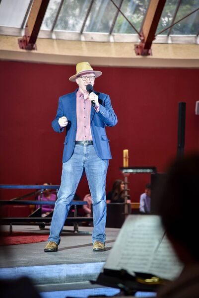Deputy Frank Feighan pictured on stage singing ‘Oh What a Beautiful Morning’ from Oklahoma during the Boyle Musical Society’s ruby anniversary concert at St. Joseph’s Church Boyle on Sunday night last. Pic. Enda Regan Deputy Frank Feighan pictured on stage singing ‘Oh What a Beautiful Morning’ from Oklahoma during the Boyle Musical Society’s ruby anniversary concert at St. Joseph’s Church Boyle on Sunday night last. Pic. Enda Regan