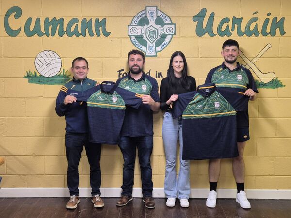 Tomás and Sandra Feeley, Tomás Feeley Painting and Decorating, Rockfield, present a set of polo shirts to the Oran senior hurling panel ahead of Sunday’s county senior hurling final against Four Roads. Pictured are (l-r): Damian Kenny, Oran Hurling Chairperson; Tomás and Sandra Feeley, sponsors, and Shane Keane, Oran senior hurling captain. Tomás and Sandra Feeley, Tomás Feeley Painting and Decorating, Rockfield, present a set of polo shirts to the Oran senior hurling panel ahead of Sunday’s county senior hurling final against Four Roads. Pictured are (l-r): Damian Kenny, Oran Hurling Chairperson; Tomás and Sandra Feeley, sponsors, and Shane Keane, Oran senior hurling captain.
