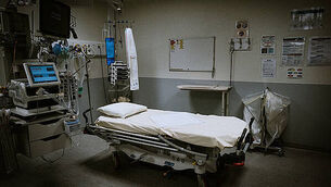 Two people arrested after sudden death in Belfast Two people arrested after sudden death in Belfast