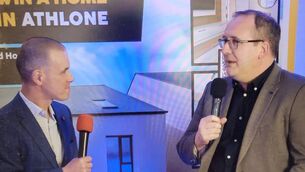 <p>Colm Kelly, KDM Homes, who pulled the winning ticket in Roscommon GAA's Win a Home in Athlone draw, with MC Willie Hegarty in the Hodson Bay Hotel on Sunday evening.</p> <p>Colm Kelly, KDM Homes, who pulled the winning ticket in Roscommon GAA's Win a Home in Athlone draw, with MC Willie Hegarty in the Hodson Bay Hotel on Sunday evening.</p>