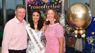 <p>Rebecca Collins with her parents Martin and Fiona at a gathering for Rebecca at Athlone Golf Club in advance of the Rose of Tralee. Pic: Gerard O’Loughlin</p> <p>Rebecca Collins with her parents Martin and Fiona at a gathering for Rebecca at Athlone Golf Club in advance of the Rose of Tralee. Pic: Gerard O’Loughlin</p>